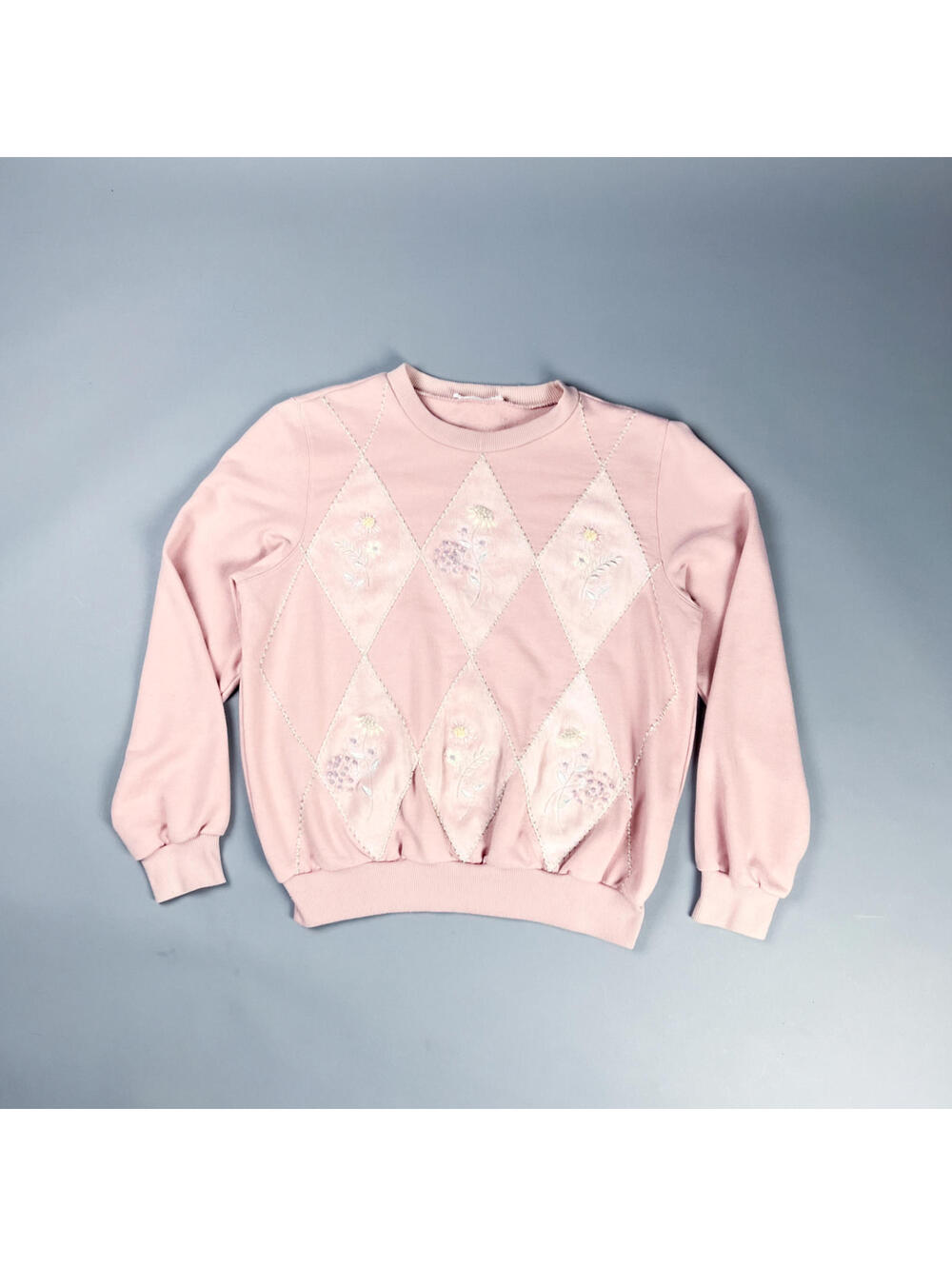 Vintage Women's Sweatshirt, 80's Pink Embroidered Floral Diamond Pattern Sweater